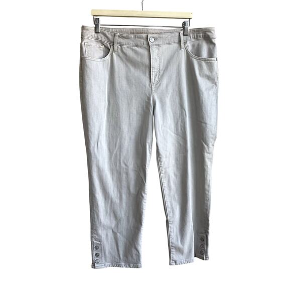 Chico's Denim - Chico's so slimming girlfriend slim leg crop beige jeans women's size 16 cotton
